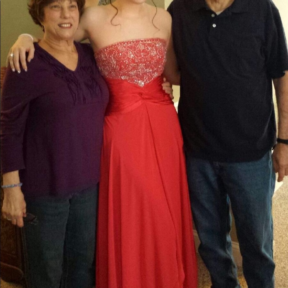Red prom dress